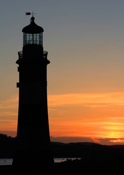 istock Sunset, Smeaton's Tower, The Hoe, Plymouth, Devon 1044732012