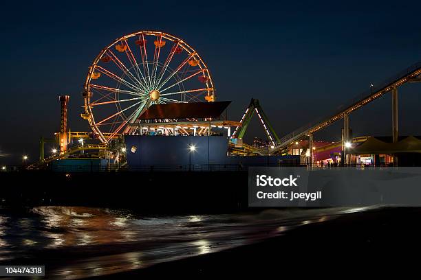 Santa Monica Pier Stockfoto und mehr Bilder von Anlegestelle - Anlegestelle, Aufregung, Beleuchtet