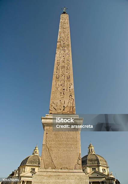 Obelisco Na Piazza Del Popolo - Fotografias de stock e mais imagens de Obelisco - Obelisco, Piazza Del Popolo - Roma, Capitais internacionais