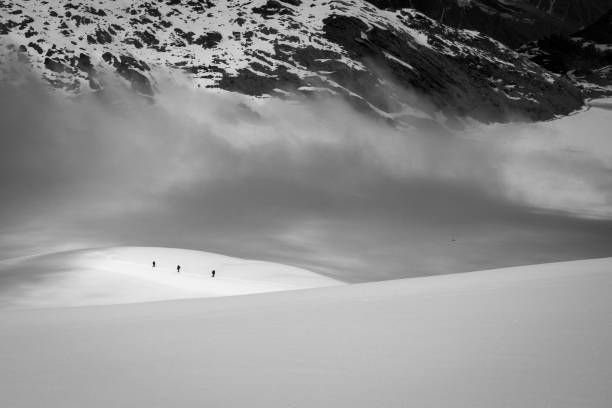 istock High altitude mountaineering expedition 1044787940