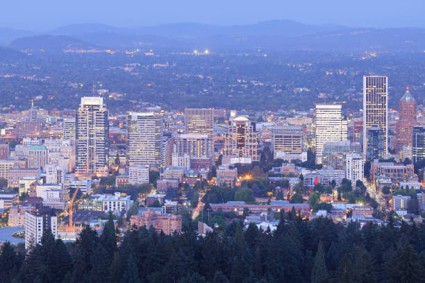 istock Portland Skyline - Oregon 1044859304