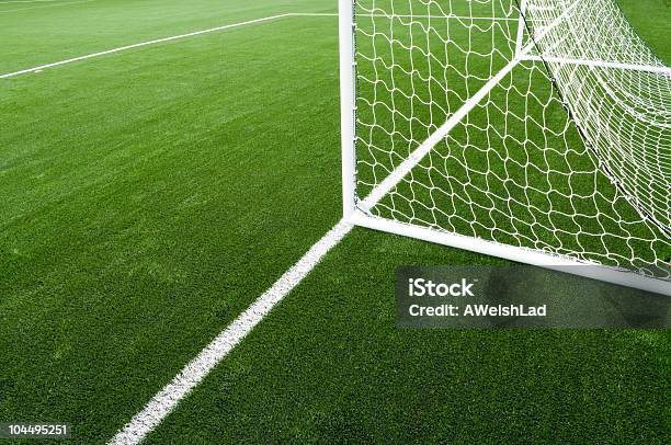 축구 어망 및 필드에 밝은 초록색 인공 터프 인조 잔디에 대한 스톡 사진 및 기타 이미지 - 인조 잔디, 인공적인, 경기장