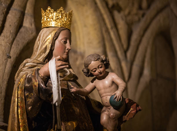 istock Cathedral of Leon, Spain 1044964436