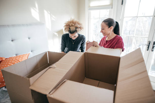 istock Benefits of used boxed 1044968072