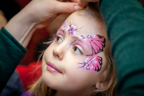 istock Face painting 1045039386