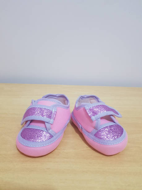 Pink color child shoe with shine