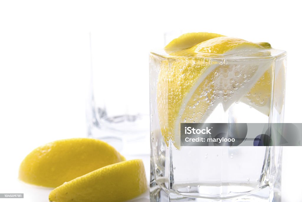 Mineralwasser und Zitrone - Lizenzfrei Alkoholisches Getränk Stock-Foto