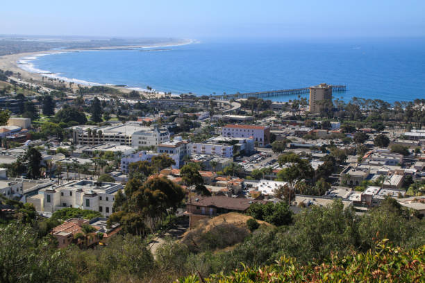 califórnia ventura - centro da cidade e do cais - pacific coast highway - fotografias e filmes do acervo