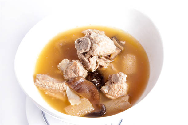 Boiled pork bones, Braised pork ribs chinese medicine, Pork bone soup