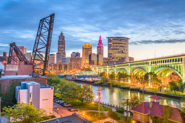 istock Cleveland, Ohio, USA Skyline 1045401218