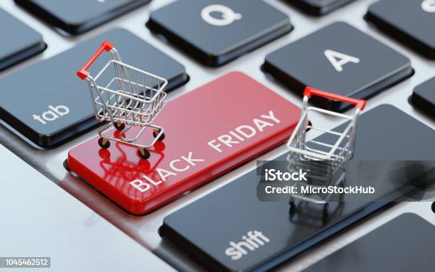 現代電腦鍵盤與購物車在黑色星期五按鈕 照片檔及更多 黑色星期五 - 購物活動 照片 - 黑色星期五 - 購物活動, Cyber Monday, 互聯網