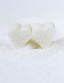 kristallzucker-und-verfeinert.jpg?b=1&s=170x170&k=20&c=Fqjr8cEL9OHbeMz03Gw8pV8dG-BrN8pcQfE-vyzMBA4=