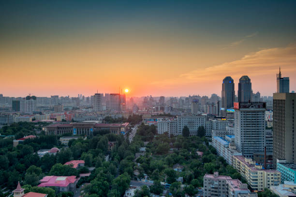 The Russian cottages at the foreground and skyscrapers behind has made the picture stunning.