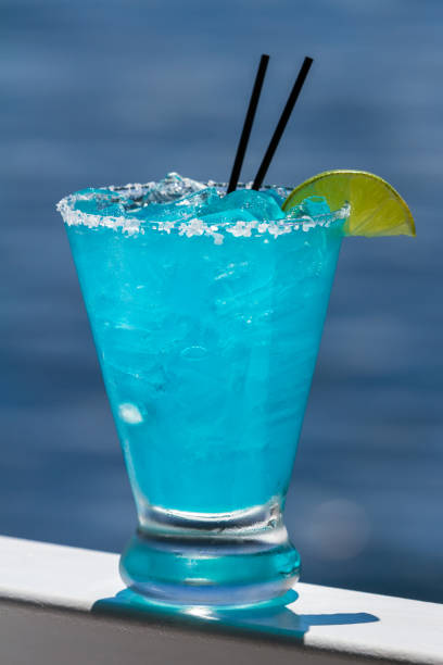 istock cocktail on the water, travel concept 1045555142