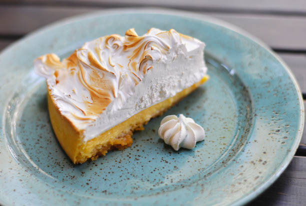 istock Slice of lemon meringue pie 1045599812