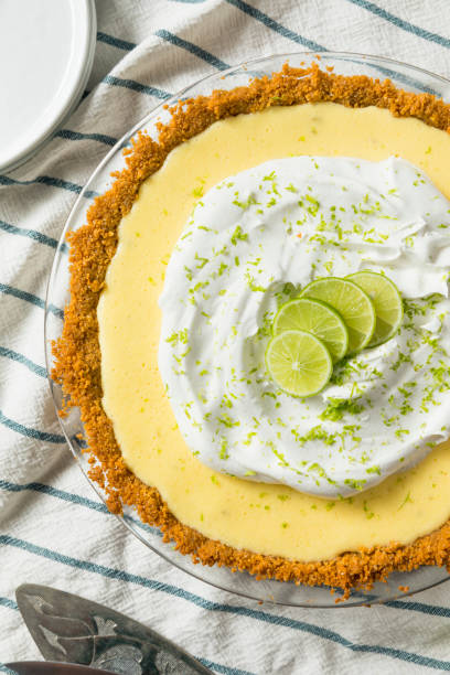 istock Sweet Homemade Key Lime Pie 1045602978