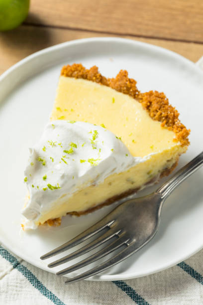 istock Sweet Homemade Key Lime Pie 1045605966