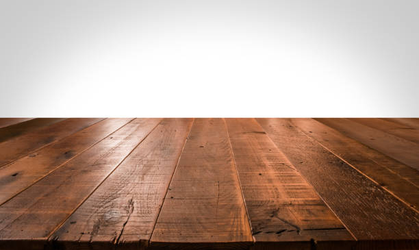 空の木製テーブルに製品の配置 - 木目 ストックフォトと画像