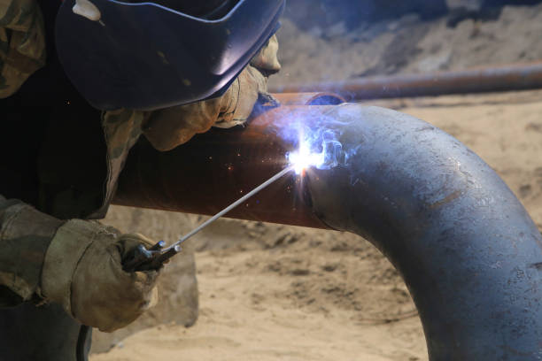 istock Electrical welding of pipelines 1045853444