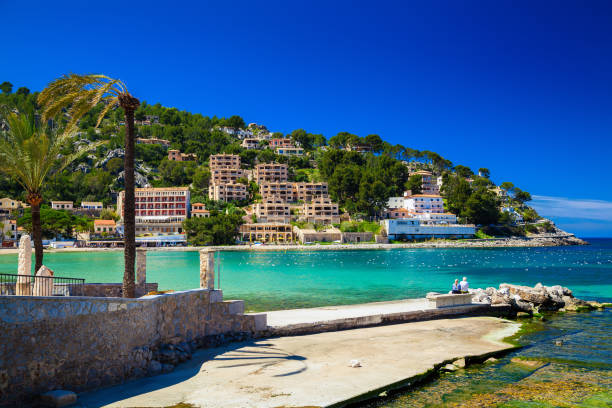 istock pier in the harbour of Port de Soller 1045913018