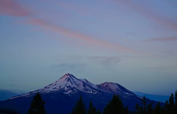 istock Northern California Sky 1046086084