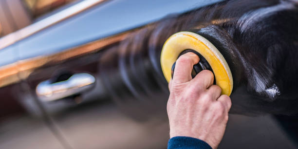 istock Car polishing sponge close-up 1046148014