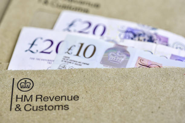 business and finance concept. hmrc letter - editorial horizontal close up uk imagens e fotografias de stock