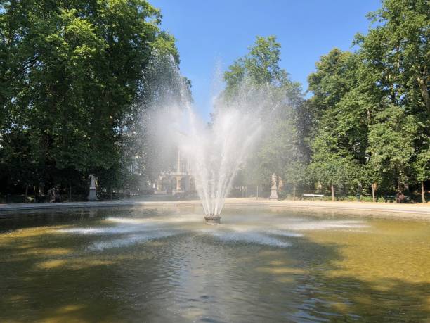 istock Brussels - Brussels Park Fountain 1046207218