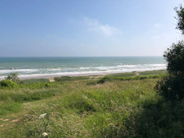 omaha beach, normandie - hang-ansicht - iwo jima stock-fotos und bilder