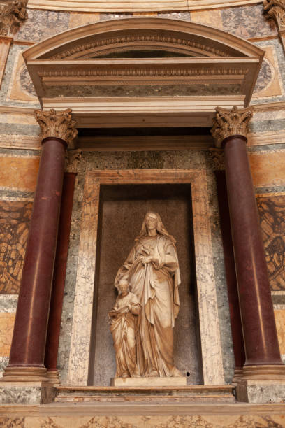 istock View of the Pantheon Rome 1046398318