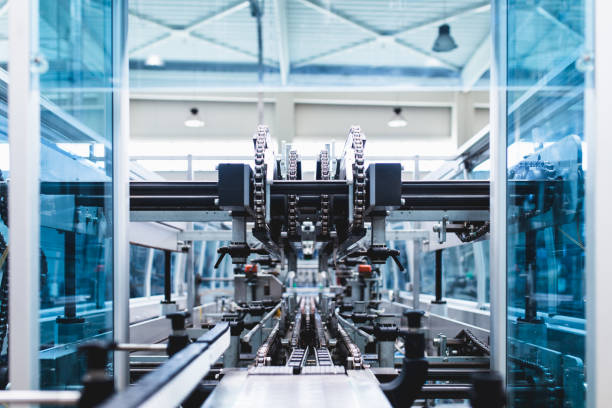 istock Water bottling factory 1046491786