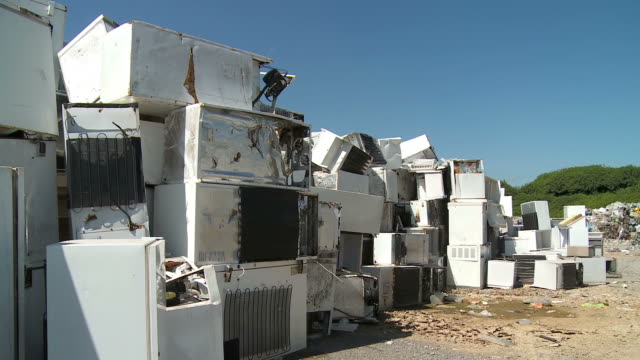 HD: Appliances At The Landfill