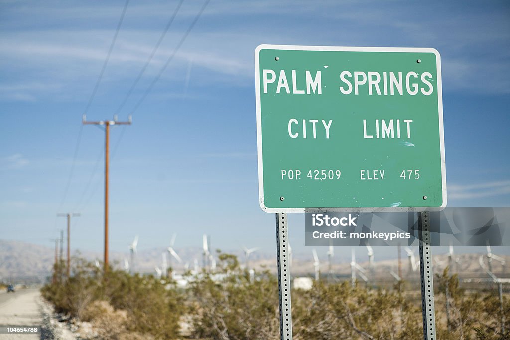 Placa de Limite da cidade, Palm Springs - Foto de stock de Sinal de identificação de localidade royalty-free