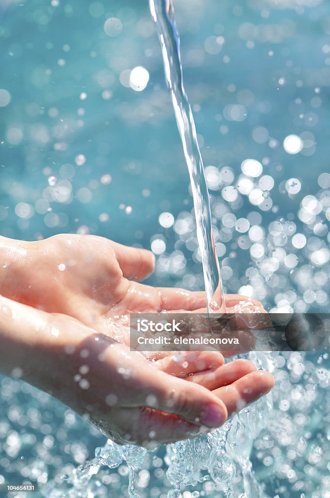 Agua en la palms - Foto de stock de Agua libre de derechos