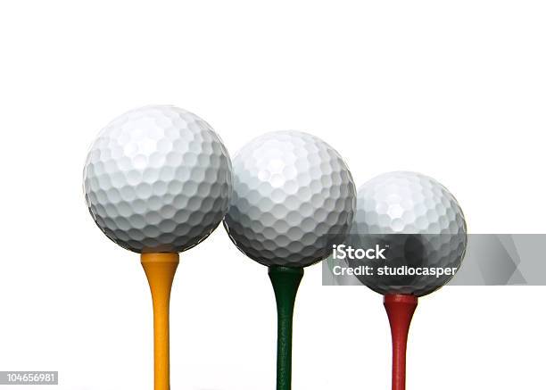 ゴルフボールに 3 つの色の T シャツ - インパクトのストックフォトや画像を多数ご用意 - インパクト, カラー画像, ゴルフ