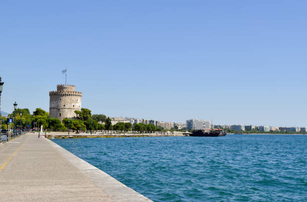 the white tower of thessaloniki. - central greece imagens e fotografias de stock