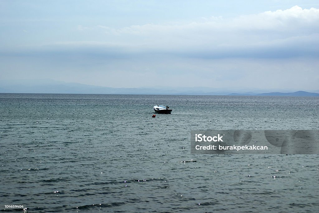 Ancorados row barco, Çanakkale, Turquia - Foto de stock de Atividades de Fins de Semana royalty-free