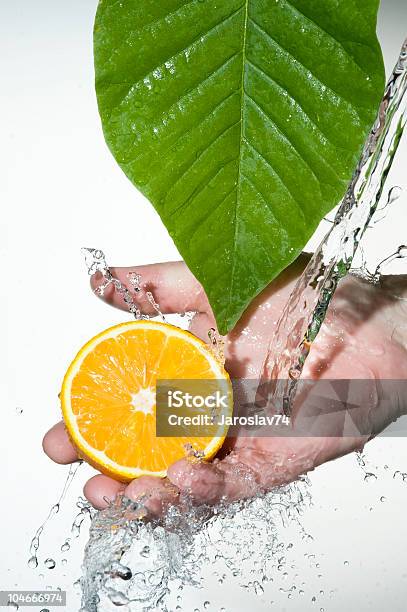 Naranja Fresco Foto de stock y más banco de imágenes de Agua - Agua, Agua potable, Alimento