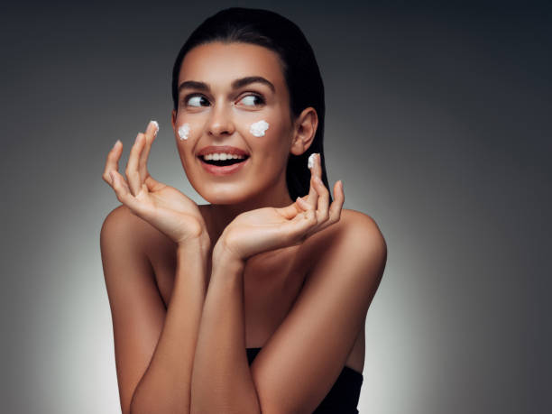 istock Girl inflicting cream 1046677320