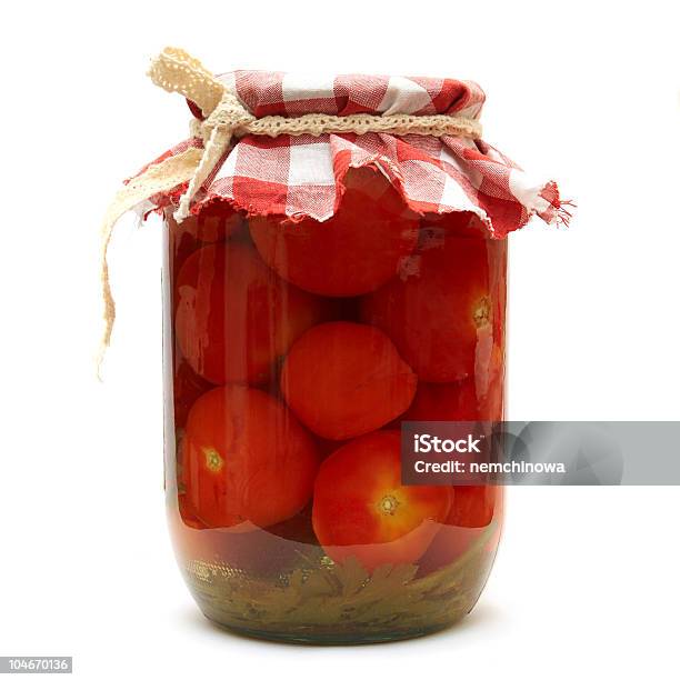 Dżem Konserwowy Pomidor W Szkło Na Białym Tle - zdjęcia stockowe i więcej obrazów Bez ludzi - Bez ludzi, Czerwony, Czerwony pomidor gruszkowy