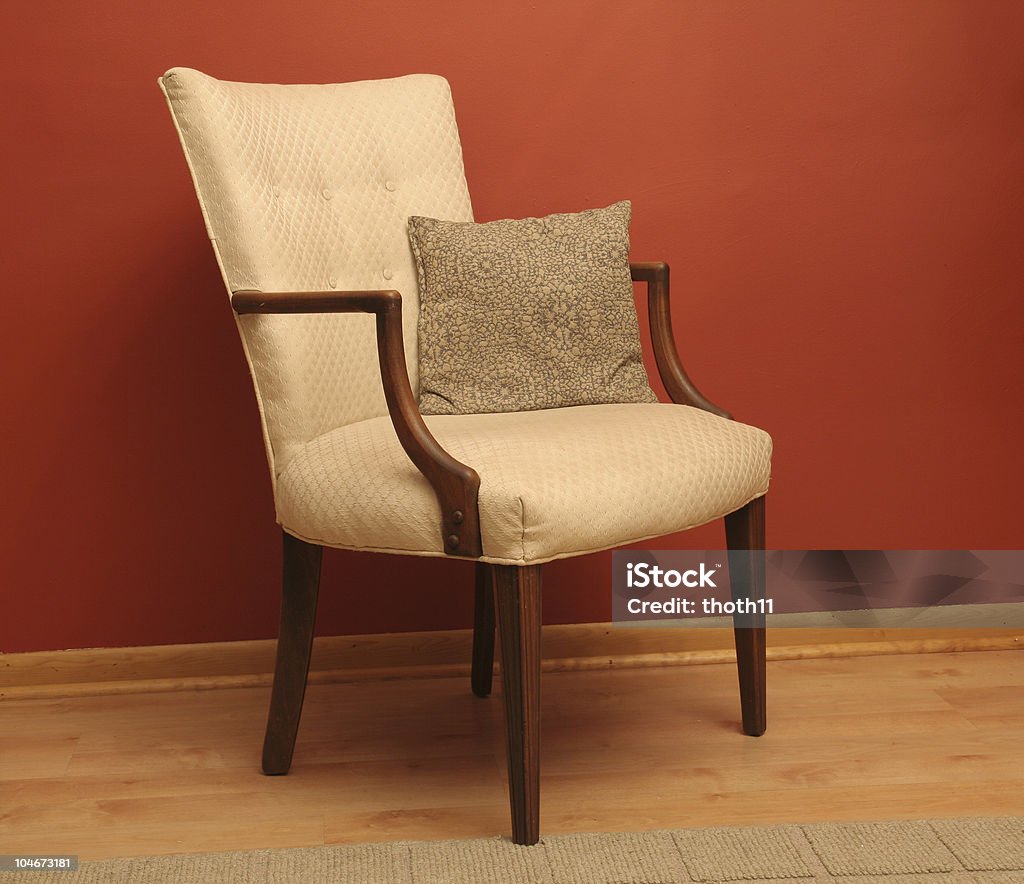 클래식한 스타일 팔걸이 의자 레드 룸 - 로열티 프리 0명 스톡 사진