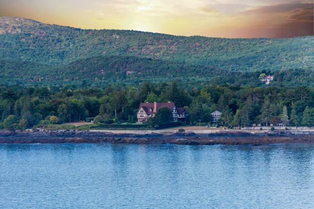 istock Tudor Mansion at Dawn 1046779582