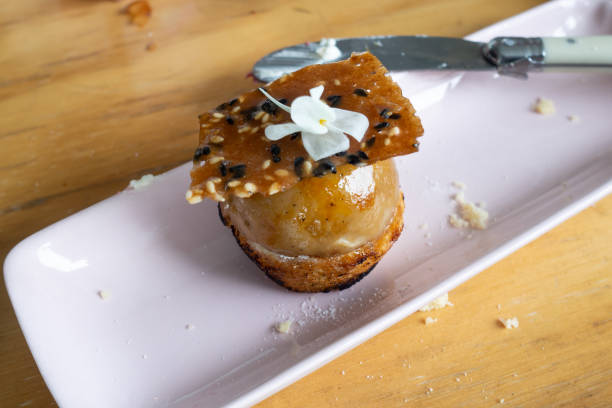 istock Small cake with hojicha brulee 1046798368