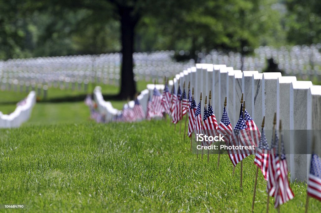 Memorial Day bandeiras no cemitério - Royalty-free Memorial Day americano Foto de stock