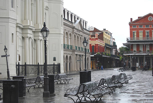 Empty French Quarter during hurricane curfew  jackson square stock pictures, royalty-free photos & images