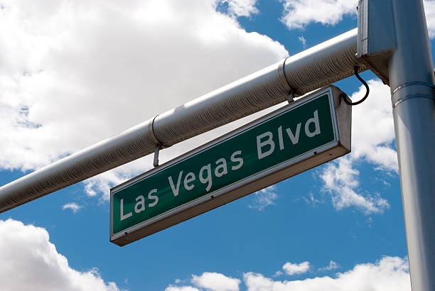 istock Las Vegas Boulevard Sign 104685855