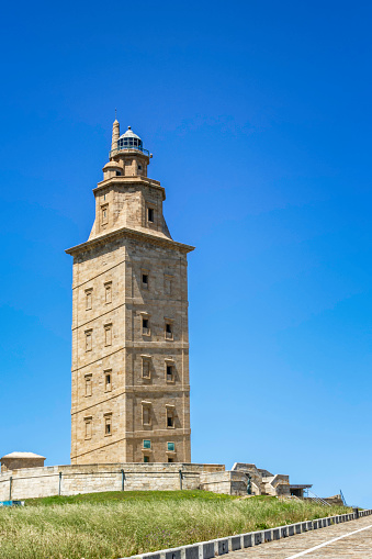 Field Tower (Torre del Campo or Torre de El Campo), also called Weapon Tower (Torre de Armas), a defensive medieval watchtower in the town of Alarcon. Province of Cuenca, Castilla La Mancha, Spain, Europe