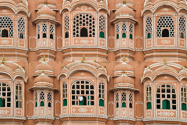 istock Jaipur, Awa Mahal 104687894