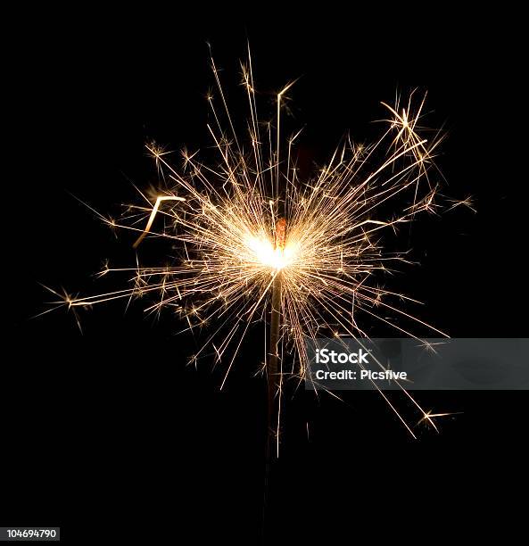 Luzes De Natal De Brilho Em Celebração De Ano Novo - Fotografias de stock e mais imagens de Brilhante - Fogo de Artifício - Brilhante - Fogo de Artifício, Acender, Ano novo