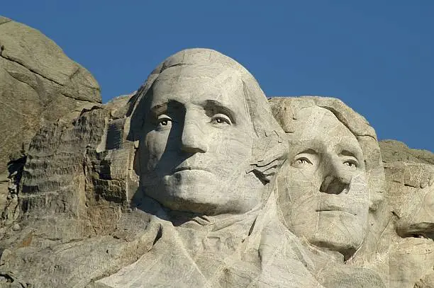 Photo of George Washington and Thomas Jefferson at Mount Rushmore